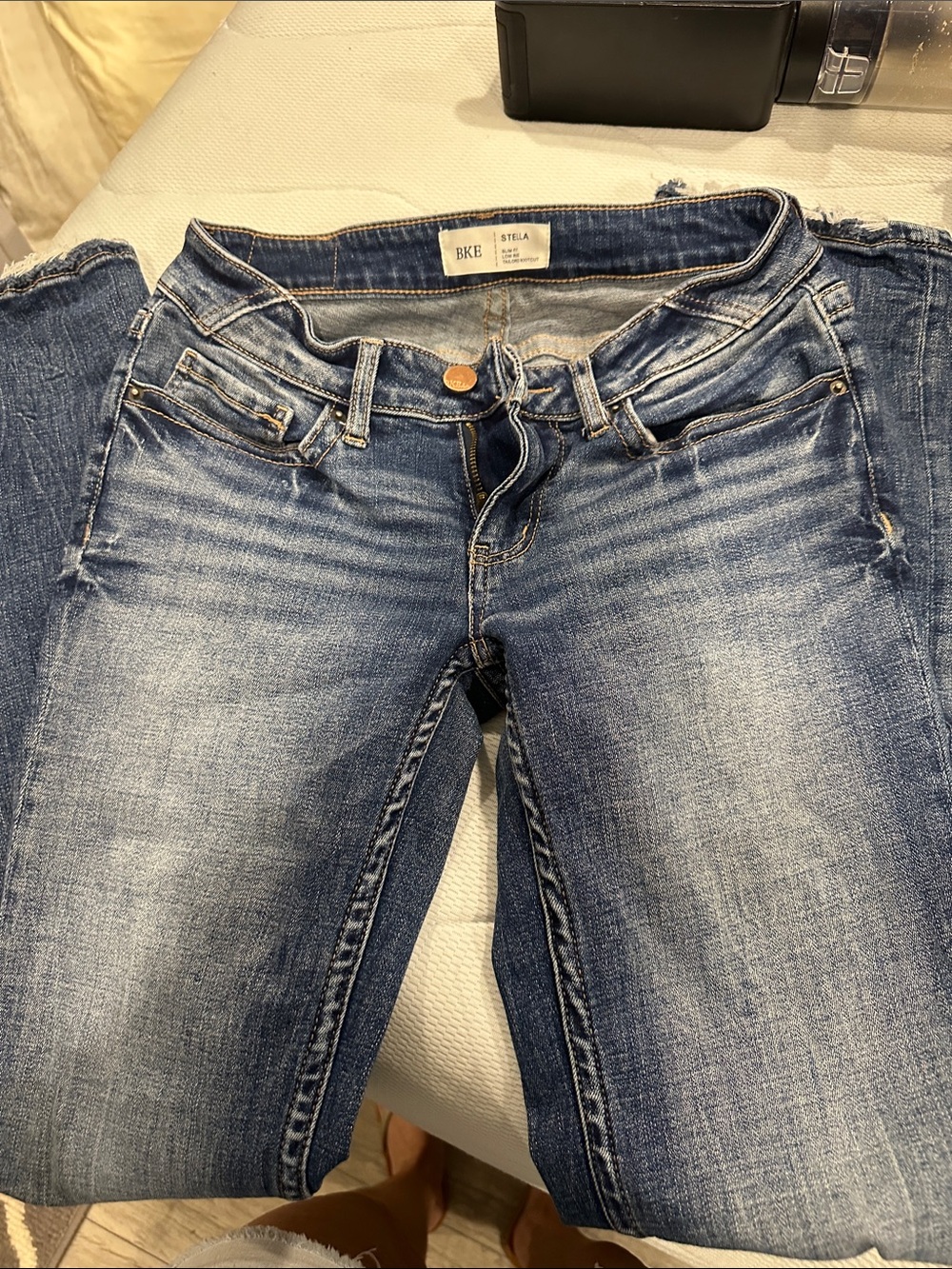 BKE Women's Skinny Faded Blue Distressed Jeans